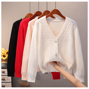 เสื้อคาร์ดิแกนถักสำหรับผู้หญิง คอวี ติดกระดุมด้านหน้า เสื้อสเวตเตอร์ถักลำลอง แฟชั่น - Product Image 1