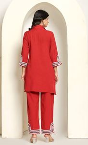 Ensemble coordonné pour femmes de créateur, vêtements de mode de qualité d'exportation, ensemble coordonné tendance pour femmes, style occidental, mélange de coton doux à bas prix - Product Image 4