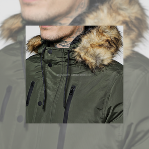 Nouvelle veste coupe-vent d'hiver pour hommes à la mode personnalisée en gros pull à demi-fermeture éclair col en fourrure imprimé en cuir noir uni - Product Image 1