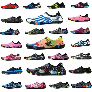 Chaussures aquatiques à séchage rapide pour hommes et femmes, pour sports nautiques, plage, <span class=keywords><strong>surf</strong></span>, natation et randonnée, antidérapantes et respirantes pour l'été - Product Image 2