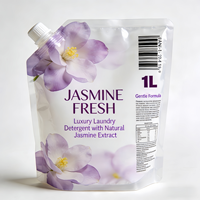 Buse d'aspiration liquide en PE à fond carré personnalisée, avec impression personnalisée et bec verseur en gravure pour pochette de recharge pour lessive et produits ménagers