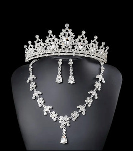 Ensemble de bijoux de mariée en cristal 3 pièces/ensemble : diadèmes et couronnes, boucles d'oreilles, collier pour femmes, accessoires de cheveux de mariage en strass, couronne - Product Image 6