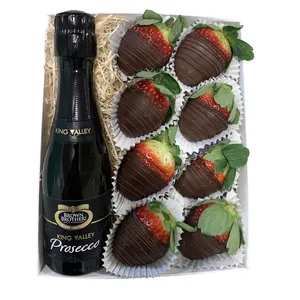 Custom Design Bottle Red Wine And Strawberry Chocolate Hamper Tray Display 8 Piece Truffle Box