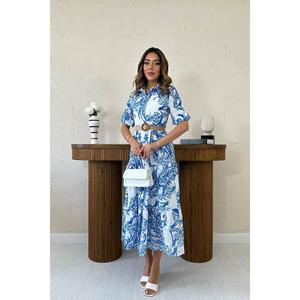 Robe de luxe bleue brodée avec manches à lacets, motif floral et uni en denim, longueur genou, automne (du XS au XL) - Product Image 5