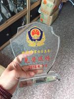 Trophée de récompense de bouclier vierge de médailles militaires de cristal de Grace K9 en gros pour l'impression UV d'assurance pour des cadeaux de bienvenue