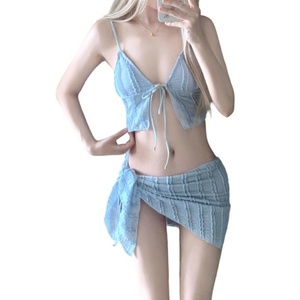 Maillots <span class=keywords><strong>de</strong></span> <span class=keywords><strong>bain</strong></span> tankini personnalisés avec logo pour femmes, à volants smockés, nœud à nouer sur le devant, texture texturée, coupe <span class=keywords><strong>haute</strong></span>, ensemble tankini <span class=keywords><strong>tanga</strong></span> - Product Image 1