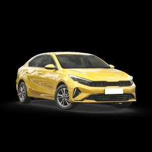 2024 nuevo vehículo de gasolina de China 1.5L sedán de 5 plazas gran espacio Euro VI asientos de tela estándar de emisión R18 Manual para Kia K3 - Product Image 2