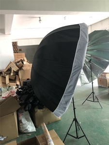 Parapluie Réflecteur Argenté Noir 75 Pouces (185 cm) <span class=keywords><strong>pour</strong></span> Éclairage de Studio, Grand Diffuseur, <span class=keywords><strong>Accessoires</strong></span> de Studio <span class=keywords><strong>Photo</strong></span> - Product Image 4