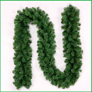 Adornos Navideños de Estilo Mediterráneo Moderno y Minimalista, Coronas de Hojas Verdes, Decoraciones Navideñas de PVC - Product Image 5