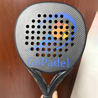 Usine professionnelle de raquettes de padel OEM, 30 ans d'expérience, logo, forme, matériau et dureté EVA personnalisés