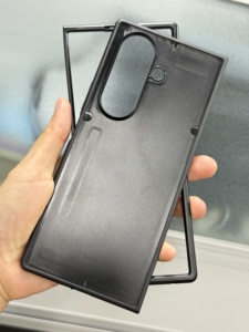 Funda Protectora Económica Negra con Ranuras para Galaxy <span class=keywords><strong>Z</strong></span> Fold 7, <span class=keywords><strong>Z</strong></span> Fold 8, <span class=keywords><strong>Z</strong></span> Fold 6, Carcasa de TPU para Samsung <span class=keywords><strong>Z</strong></span> <span class=keywords><strong>Flip</strong></span> 8, 7, 6, 5, <span class=keywords><strong>4</strong></span>, 3 - Product Image 1