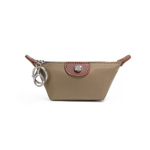 Porte-clés Niche Design : Mini sac boulette en nylon léger, style contrastant avec petit portefeuille innovant - Product Image 5
