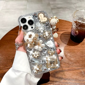 Lujo elegante Rhinestone encantado calabaza carro botella de Perfume Funda funda móvil para iPhone 16 15 14 13 12 11 Pro Max - Product Image 4