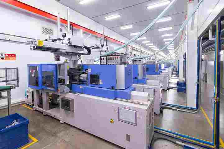 EtherCAT Bus Multi-axis Communication Injection Robot Arm Motion Controller System with Teach Pendant