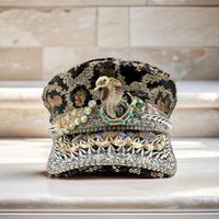 Chapeaux de Capitaine Personnalisés à Paillettes Noires et Dorées à Carreaux, avec Serpent en Strass et Pointes, pour Festivals, Soirées, Plage et Activités de Plein Air, Vente en Gros, MOQ 3
