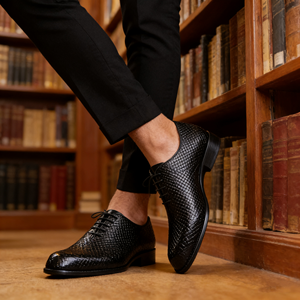 Chaussures habillées de luxe pour hommes, fabriquées à la main, pour le bureau et les affaires, à lacets, Oxford formelles, semelle extérieure en caoutchouc, respirantes, légères et confortables - Product Image 4