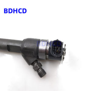 BDHCD 汽车配件 0445110374 33800-2F300 0445110373 燃油喷射器适用于现代 IX35 Santa Fe 起亚 Sorento - Product Image 5