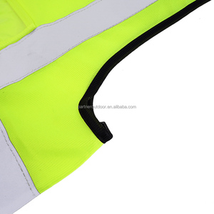 Chaleco de Seguridad Reflectante Fluorescente de Alta Visibilidad ULTAC XP1005, con Bolsillos, Nivel D Básico, para Rescate de Emergencia, Trabajo al Aire Libre - Product Image 5
