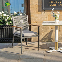 Chaise de salle à manger moderne pour patio, en aluminium tressé avec coussin, résistante aux intempéries, pour hôtel, complexe hôtelier, café, terrasse