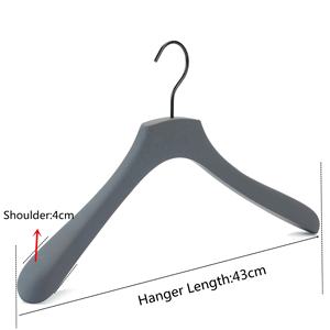 Cintre de <span class=keywords><strong>boutique</strong></span> de luxe en bois massif de haute qualité naturel <span class=keywords><strong>Boutique</strong></span> or accessoires cintre pour magasin - Product Image 3