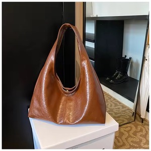 Sac fourre-tout unisexe en cuir PU 2025, grande capacité, fermeture à bouton, imperméable, durable, tendance, portable - Product Image 2