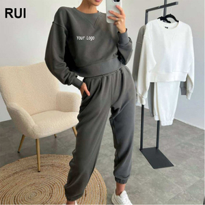 ชุดวอร์มสองชิ้นแฟชั่นใหม่สำหรับผู้หญิงชุดกีฬาออกกำลังกายเนื้อนุ่มระบายอากาศได้ดี - Product Image 1