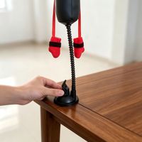 Jouet vertical pour chat avec base à ventouse, jouet de stimulation en forme de gant de boxe, accessoires pour animaux de compagnie pour l'auto-amusement et le soulagement du stress des chats