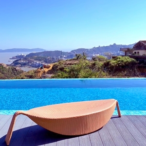 Chaise longue de patio en métal et rotin, robuste, élégante, ventilée, résistante à l'usure, pour bistrot, chalet, cottage - Product Image 1