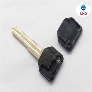 Guscio per Chiave Telecomando Auto con Transponder per <span class=keywords><strong>Toyota</strong></span> Daihatsu con Logo - Product Image 5