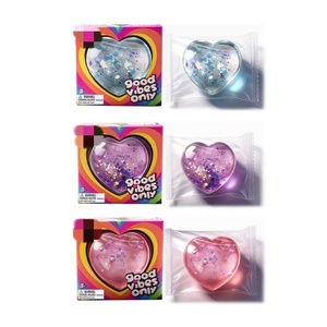 Lindo Juguete Blandito de Maltosa en Forma de Corazón Nedoh, Suave al Tacto, de Rápido Rebote, Mini Juguete Portátil para Aliviar el Estrés - Product Image 6