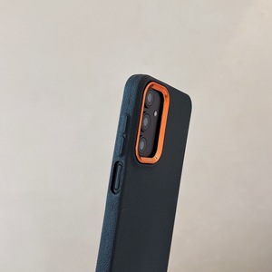 Custodia per telefono di protezione in pelle vegana di lusso di colore puro antiurto per <span class=keywords><strong>Samsung</strong></span> <span class=keywords><strong>Galaxy</strong></span> S25 Ultra S24 FE con lenti in oro elettrolitico - Product Image 6