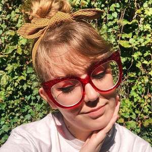 Gafas de Sol de Moda 2022, Montura Grande Retro, Transparentes, UV400, Estilo Ojo de Gato, para Mujer - Product Image 2