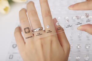 Kit d'outils de sélection de diamants pour bijoux, 10 formes, tableau de référence de 90 tailles, tableau de comparaison de zircone cubique CZ à taille de glace pilée - Product Image 4