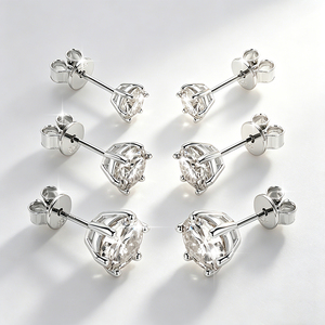 Pendientes <span class=keywords><strong>de</strong></span> Botón <span class=keywords><strong>de</strong></span> Moissanita VVS <span class=keywords><strong>de</strong></span> 0.5CT 1CT 2CT 3CT <span class=keywords><strong>en</strong></span> <span class=keywords><strong>Plata</strong></span> <span class=keywords><strong>de</strong></span> Ley 925 Bañada <span class=keywords><strong>en</strong></span> <span class=keywords><strong>Oro</strong></span> con Certificado GRA - Product Image 4