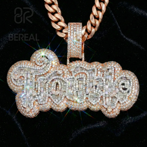 Colgante de Nombre Personalizado con Moissanita y Diamantes VVS, Estilo Hip Hop, Corte Baguette, Letra 3D, Cadena, Joyería Fina para Hombre - Product Image 1
