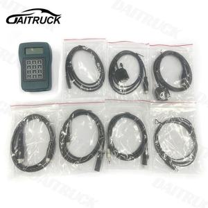 Programador de tacógrafos digitales y analógicos para camiones: Herramienta de calibración y programación para analizador de motores de camiones - Product Image 3