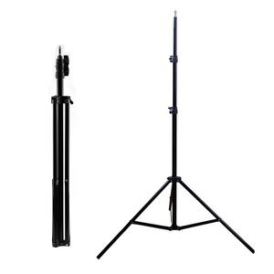 Trépied de caméra photo et vidéo pliable professionnel en alliage d'aluminium flexible de 2,1 m, avec verrouillage à bascule, capacité de charge de 5 kg, support léger - Product Image 1