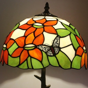 Lámparas de Mesa Tiffany Retro LongHuiJing con Diseño de Caballo, Pantalla de Vitral Antiguo con Forma de Girasol, Lámparas de Escritorio Hechas a Mano con Diseño de Animales, Estilo Vintage - Product Image 3
