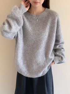 2025 nuevo suéter de color sólido con hombros descubiertos suéter de punto para mujer suéter informal - Product Image 2