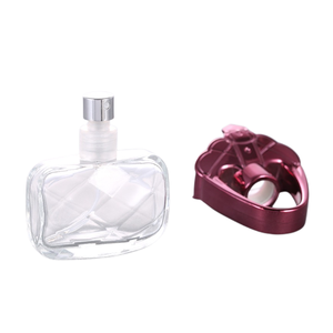 Nuova Bottiglia di Profumo di Lusso dal Design Moderno a Forma di <span class=keywords><strong>Borsetta</strong></span>, 30Ml 50Ml 70Ml 100Ml, Spray Riutilizzabile in Vetro con Tappo a Crimpatura - Product Image 3