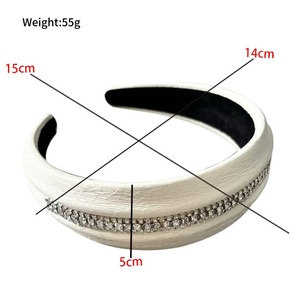 Serre-tête en strass de style coréen pour femmes, accessoire pour cheveux en cuir de couleur unie - Product Image 3