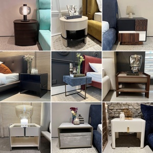 Mesita de Noche para Dormitorio Pequeño, Diseño Moderno y Sencillo, Mesa Auxiliar de Madera Maciza con Estilo Minimalista, Mesa Redonda Italiana para Cama - Product Image 5