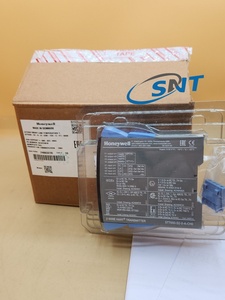 Controlador de Temperatura Programable de 2 Cables STT 650 SmartLine DIN Rail Original - Product Image 6