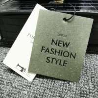 Fabricant chinois d'étiquettes suspendues personnalisées, étiquettes suspendues de haute qualité en papier spécial pour vêtements