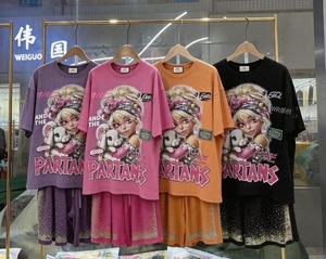 Ensemble de t-shirts à manches courtes et de shorts en coton 100% de haute qualité avec des strass et un design de dessin animé OC651 - Product Image 4