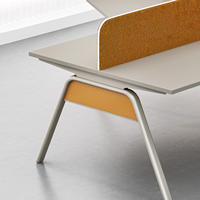 Meubles de bureau modernes personnalisés pour espace de coworking, bureau orange kaki modulaire, poste de travail avec cloison pour 3 à 6 personnes