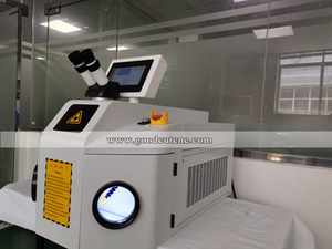 Machine de soudage au laser à fibre portative <span class=keywords><strong>Sisma</strong></span> de 200 W pour tuyaux, fabrication chinoise, à vendre - Product Image 3