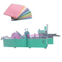 Machine de fabrication de bavoirs dentaires jetables imperméables 2 plis 3 plis, machine à plier les serviettes et les lingettes dentaires