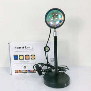 Đèn ngủ nhiều màu sắc xoay 180 độ, đèn chiếu hoàng hôn cầu vồng dùng cho chụp ảnh, tiệc tùng, nhà cửa, phòng ngủ, đèn hoàng hôn có điều khiển từ xa - Product Image 4