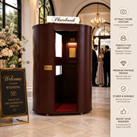 Photomaton vintage en bois avec appareil photo reflex pour les attractions touristiques, les parcs d'attractions, les musées, les centres commerciaux - Impression instantanée, usage commercial